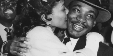 MLK and Coretta Scott King kiss