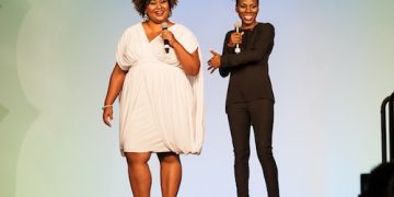 Luvvie Patrice BlogHer Show