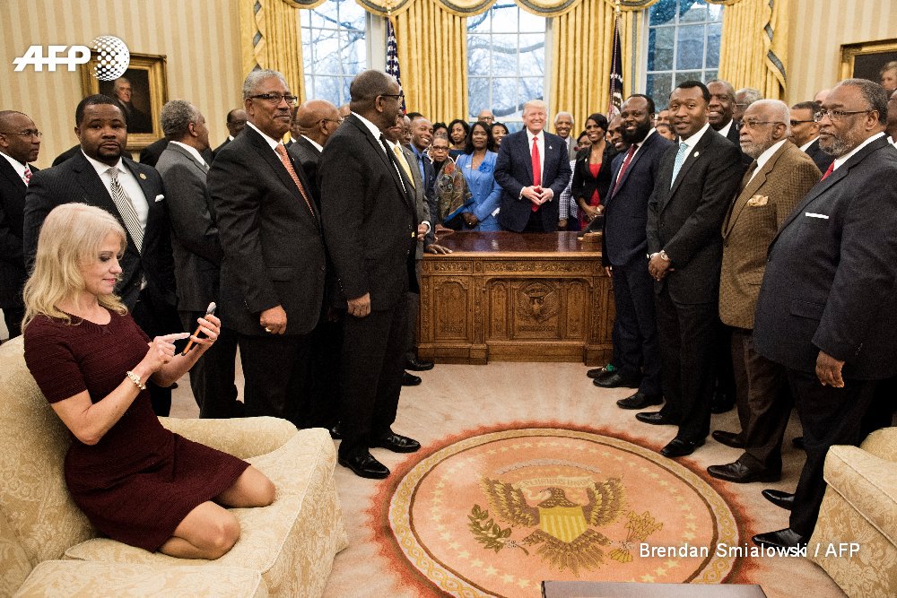 http://www.awesomelyluvvie.com/wp-content/uploads/2017/02/Kellyanne-Conway-Couch.jpg