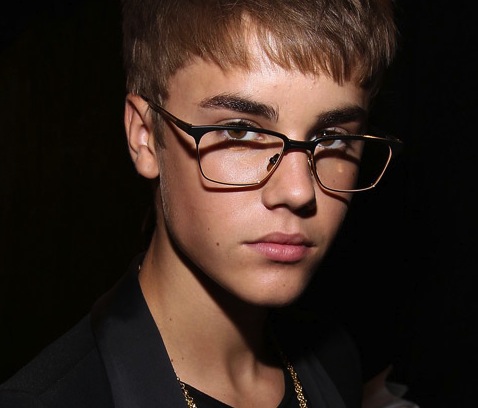 Justin Bieber at 2011 MTV VMAs Justin Bieber at 2011 MTV VMAs