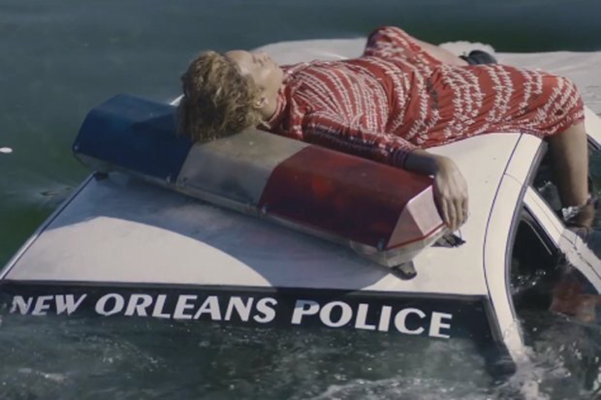 Beyonce cop Car formation 2